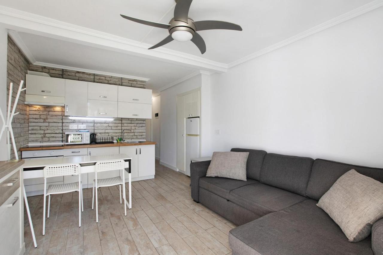Apartment At 30 Mts From Sea بلايا ذي لاس أميريكاس المظهر الخارجي الصورة